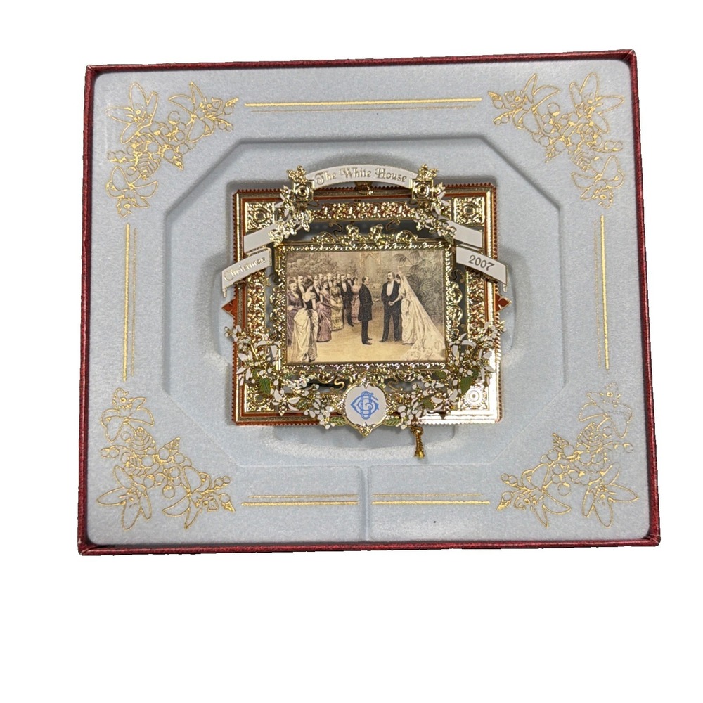 2007 Offical The White House Historical Association Christmas Ornament Box Book